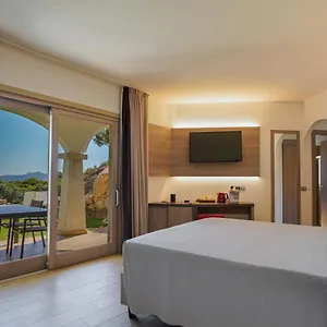 Your Lovely And Elegant With Garden Sea View , La Maddalena (Sassari) Italia